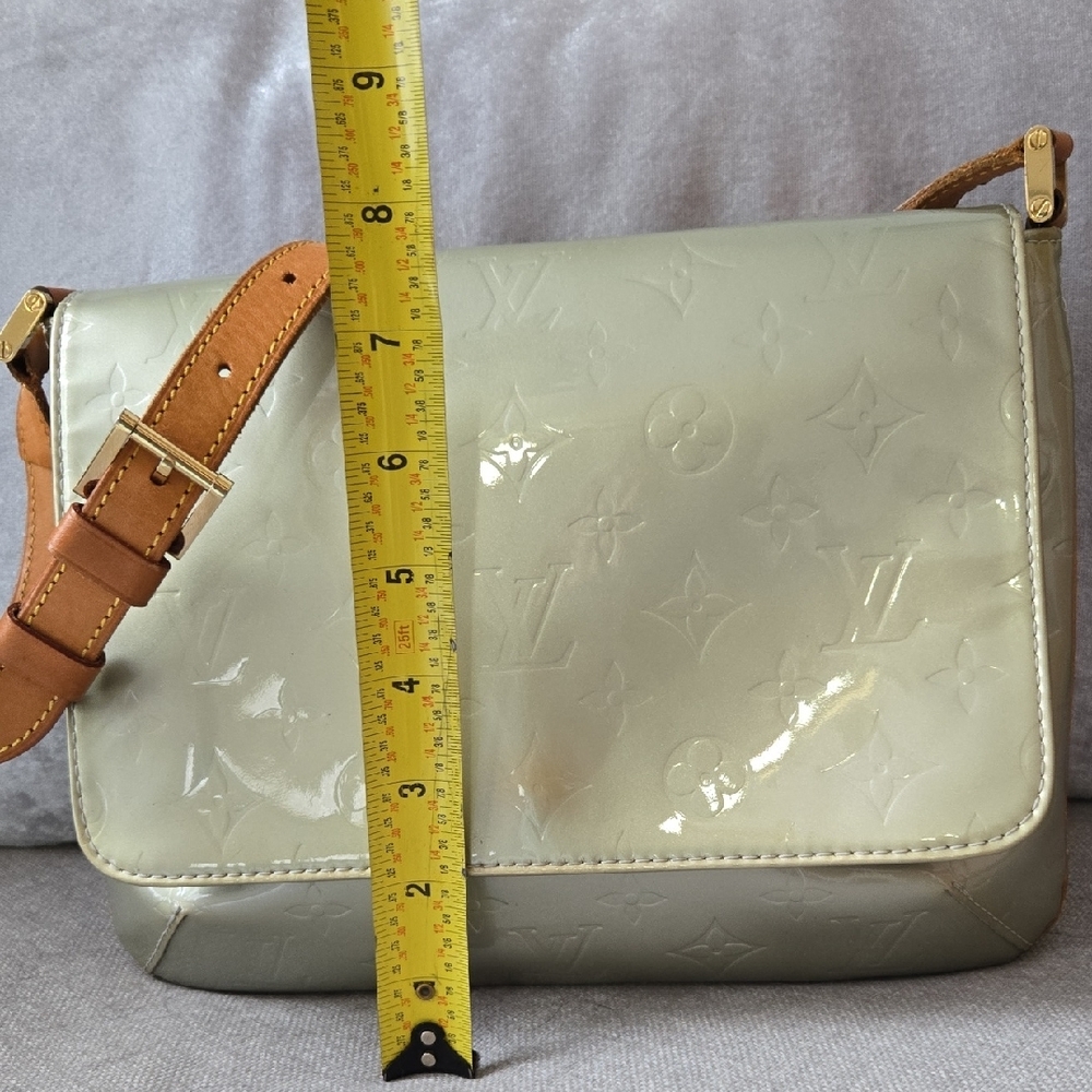 Louis Vuitton Taupe Vernis Monogram Shoulder Bag - Picture 2 of 15